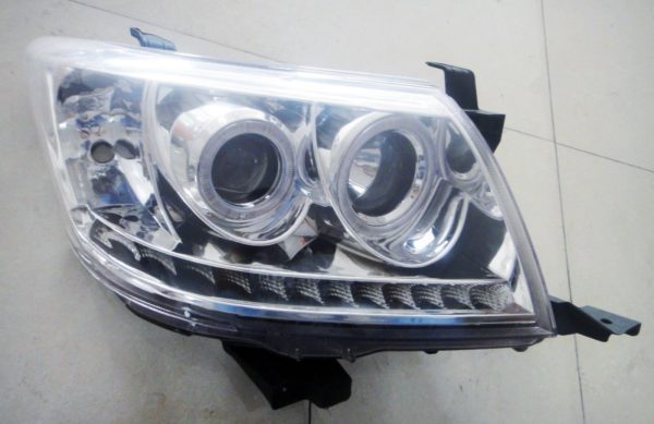 Hilux Vigo Champ 2012-2014 Mk7 SR5 Angle Eye Head Lamp